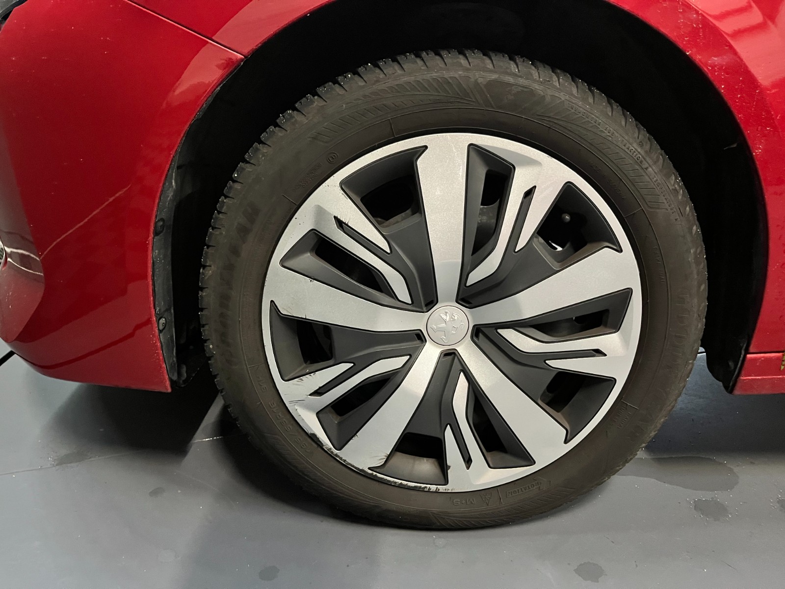 Photo véhicule PEUGEOT 208