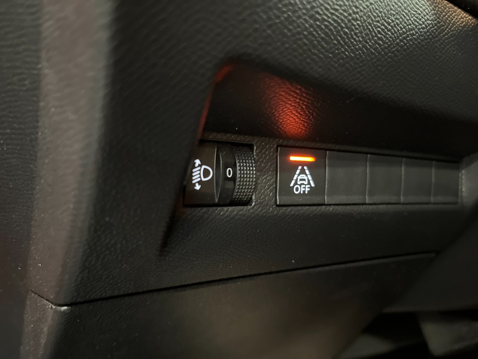 Photo véhicule PEUGEOT 208