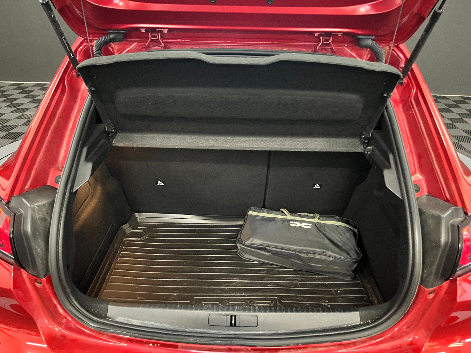 Photo véhicule PEUGEOT 208