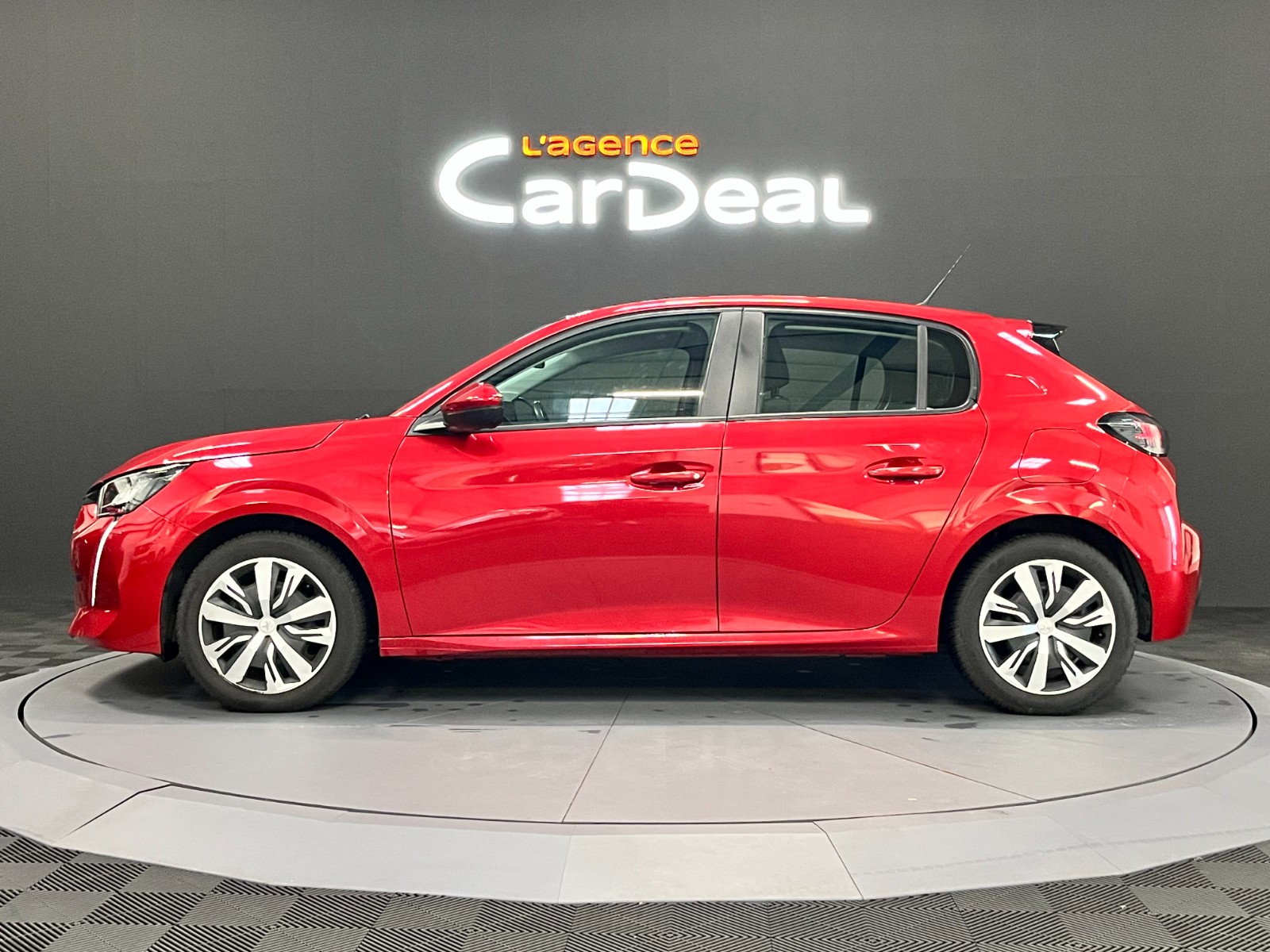 Photo véhicule PEUGEOT 208