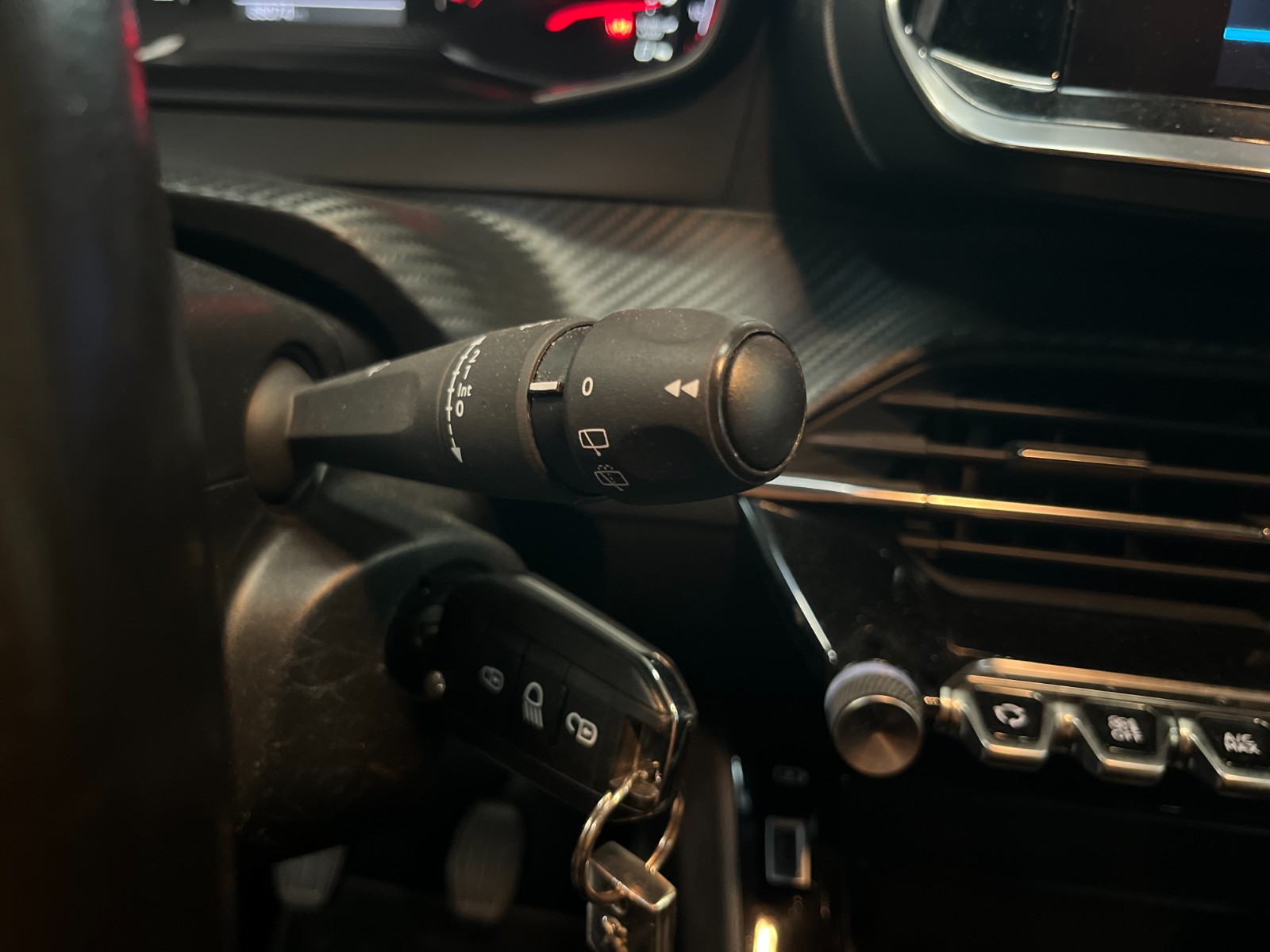 Photo véhicule PEUGEOT 208