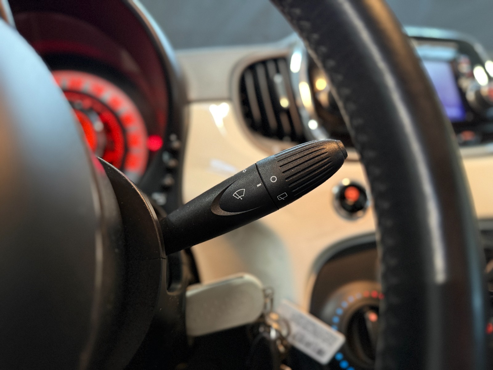 Photo véhicule FIAT 500 SERIE 6