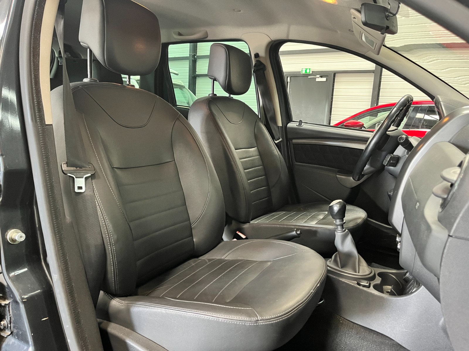 Photo véhicule DACIA DUSTER