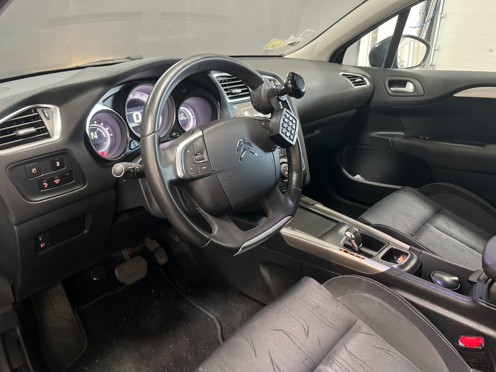 Photo véhicule CITROEN C4