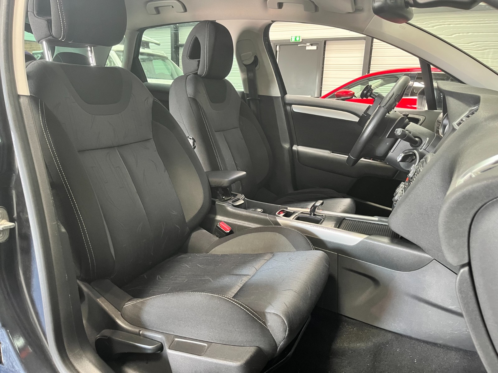 Photo véhicule CITROEN C4