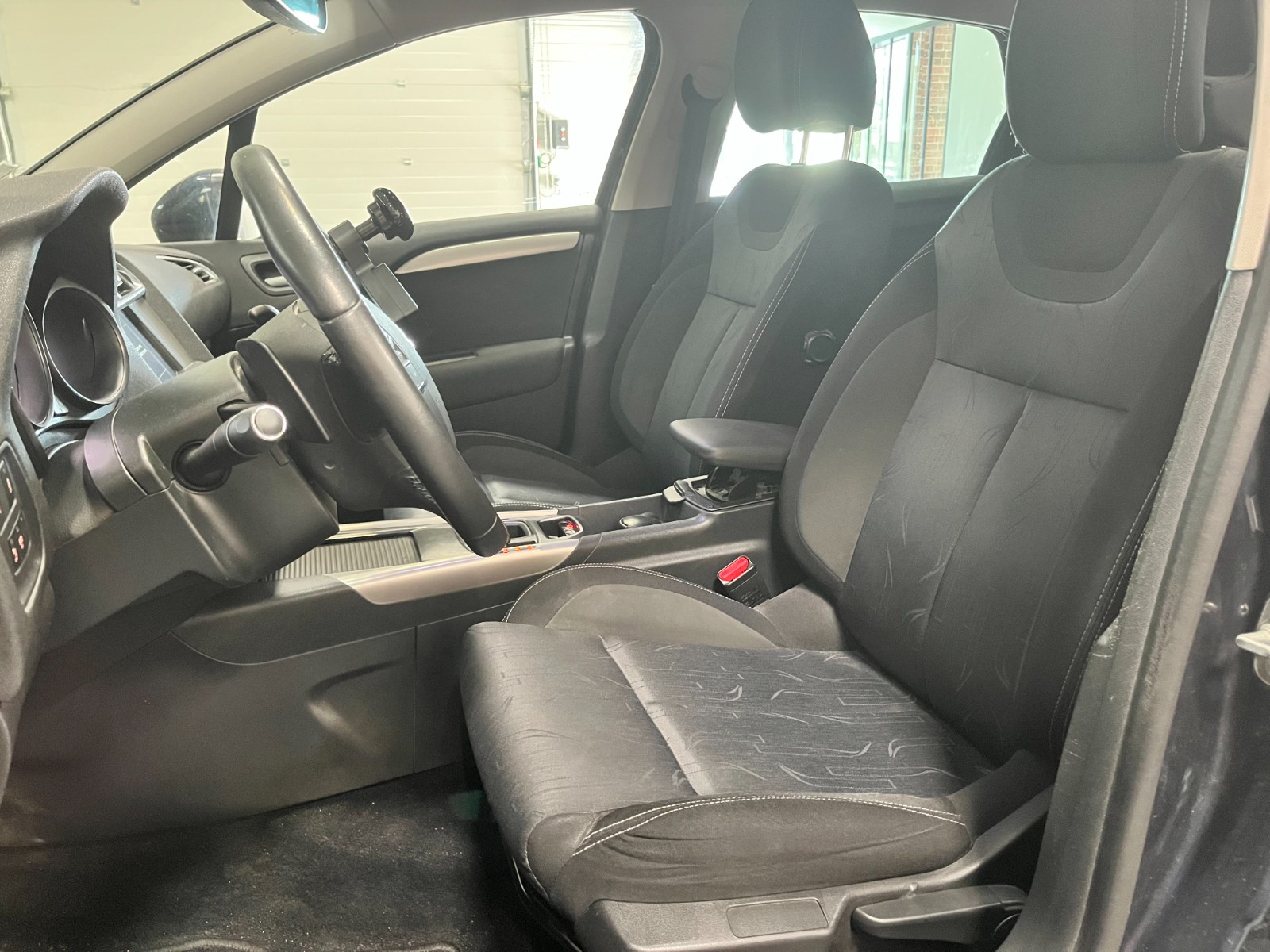 Photo véhicule CITROEN C4