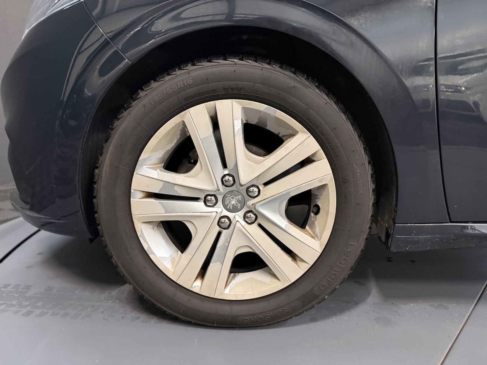 Photo véhicule PEUGEOT 208