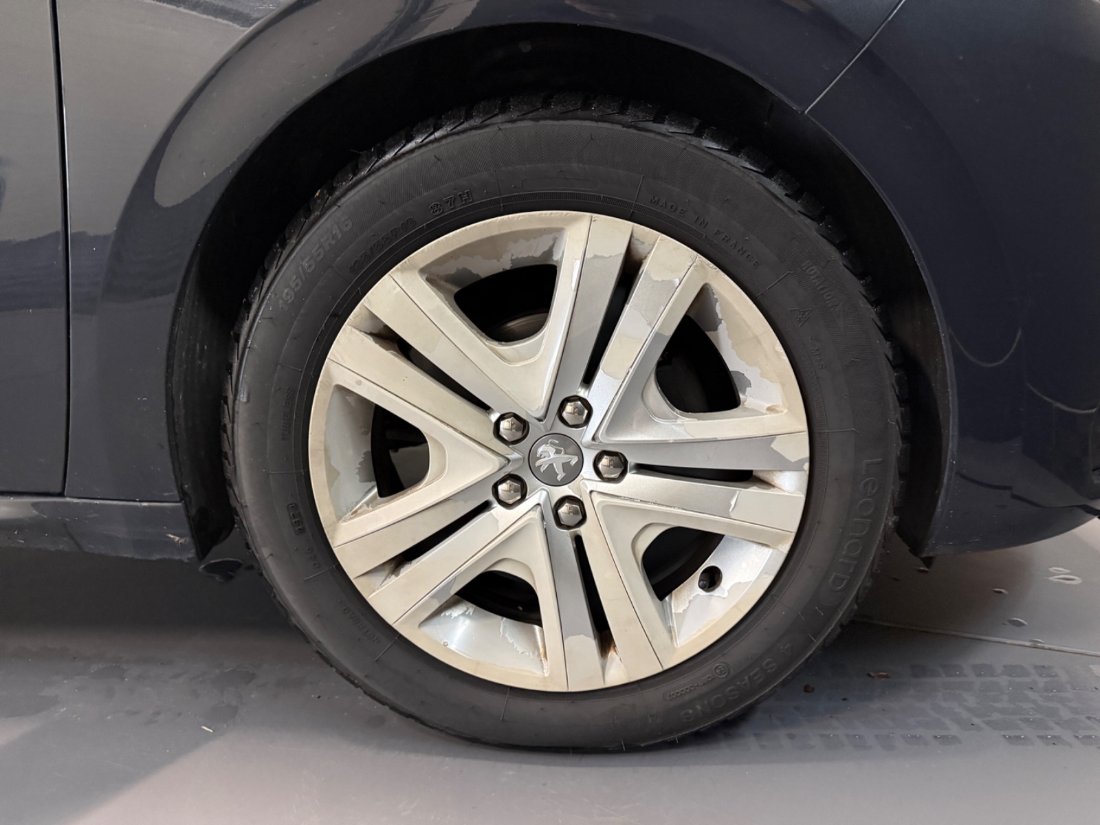 Photo véhicule PEUGEOT 208