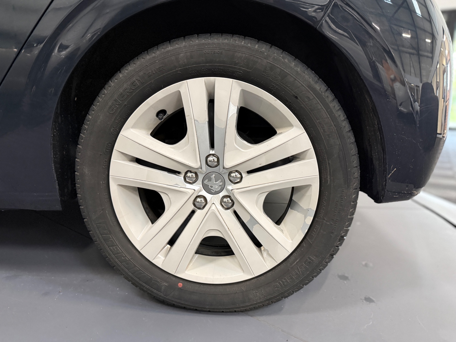 Photo véhicule PEUGEOT 208