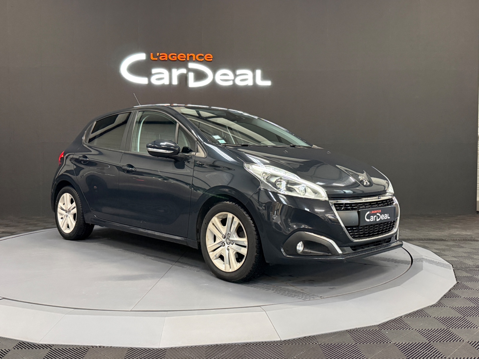 Photo véhicule PEUGEOT 208