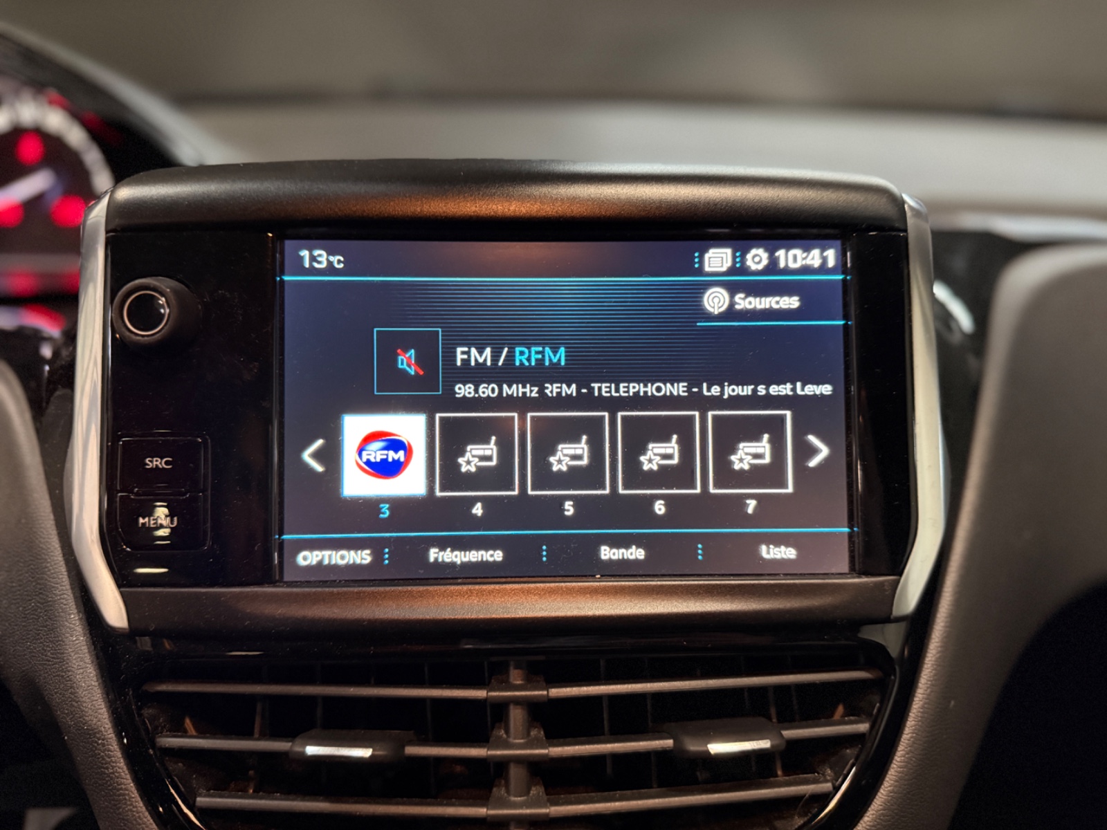 Photo véhicule PEUGEOT 208