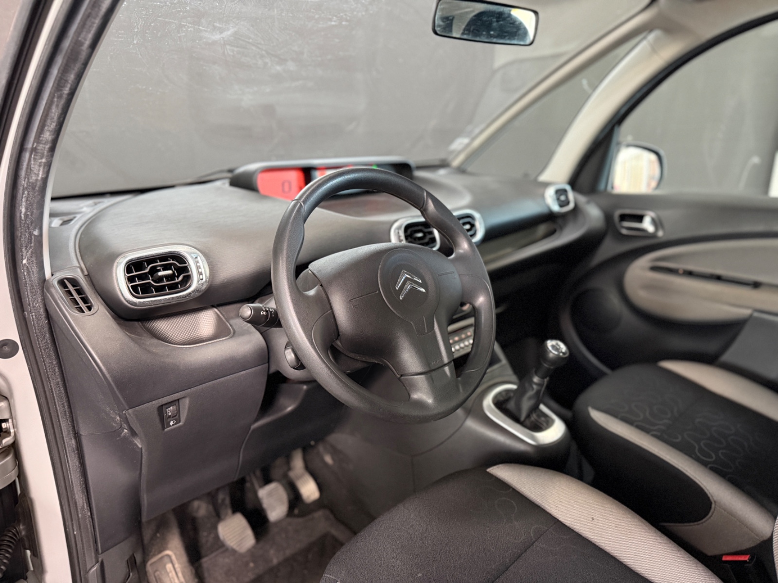 Photo véhicule CITROEN C3 PICASSO