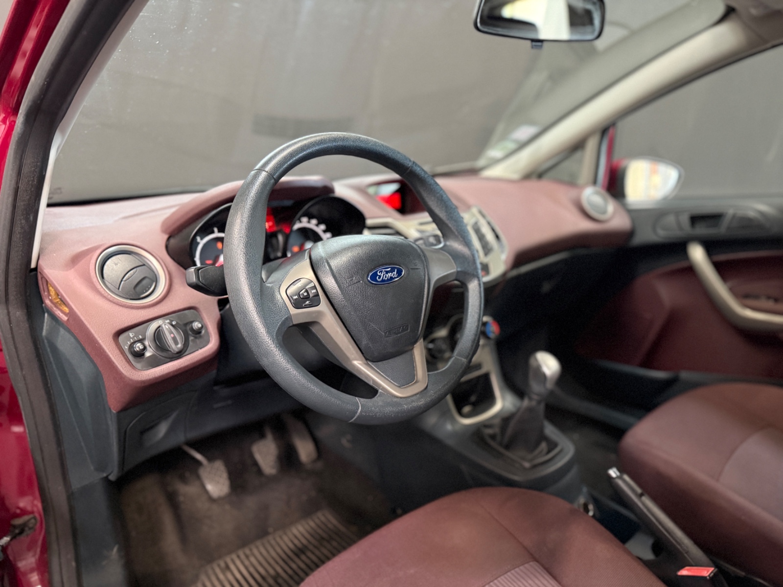 Photo véhicule FORD FIESTA