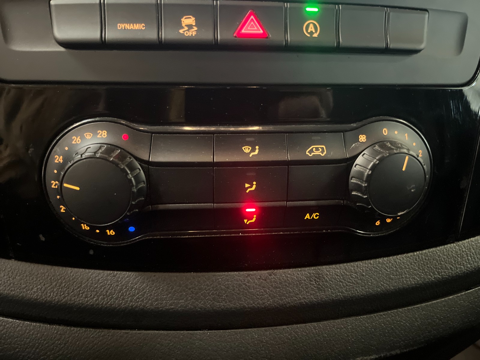 Photo véhicule MERCEDES VITO FOURGON