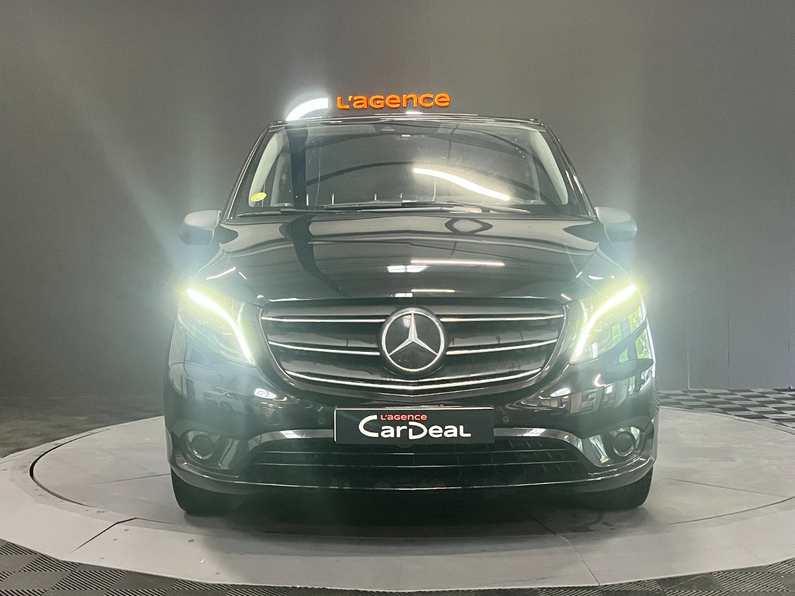 Photo véhicule MERCEDES VITO FOURGON