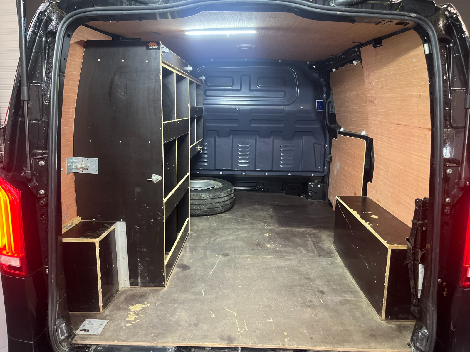 Photo véhicule MERCEDES VITO FOURGON