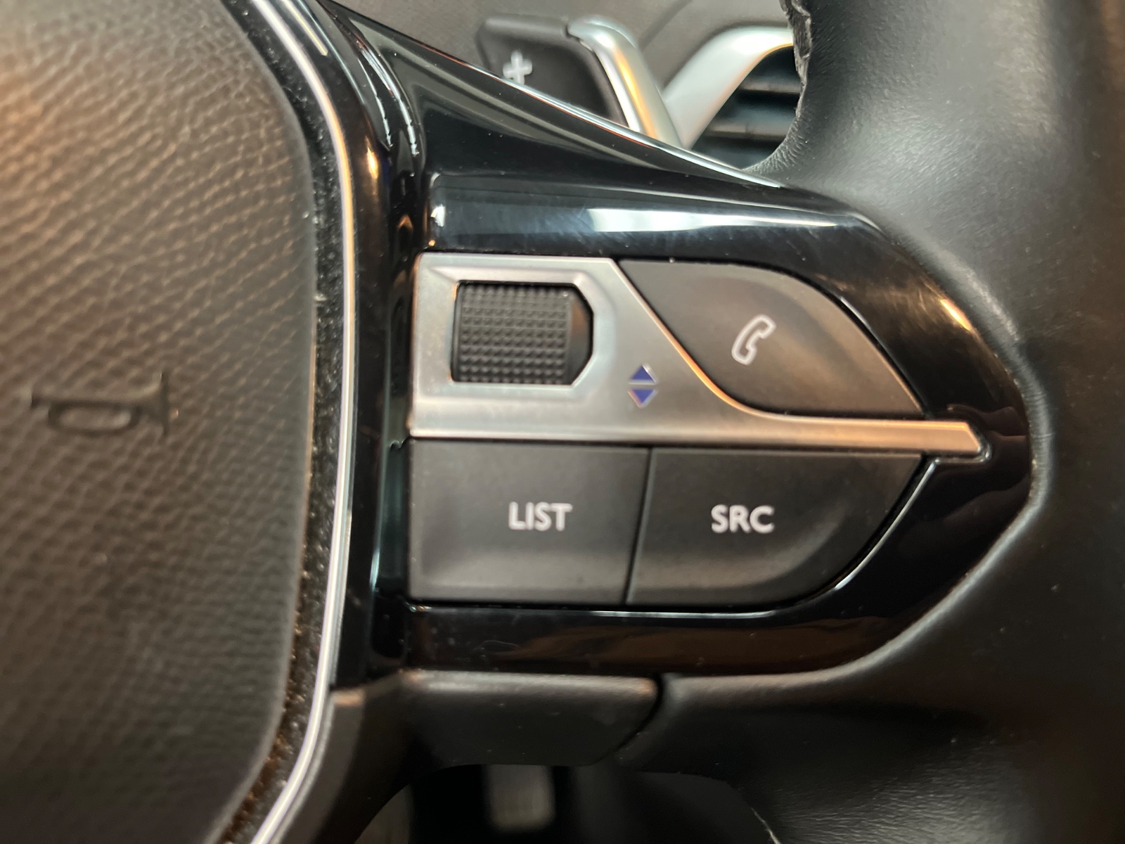 Photo véhicule PEUGEOT 3008