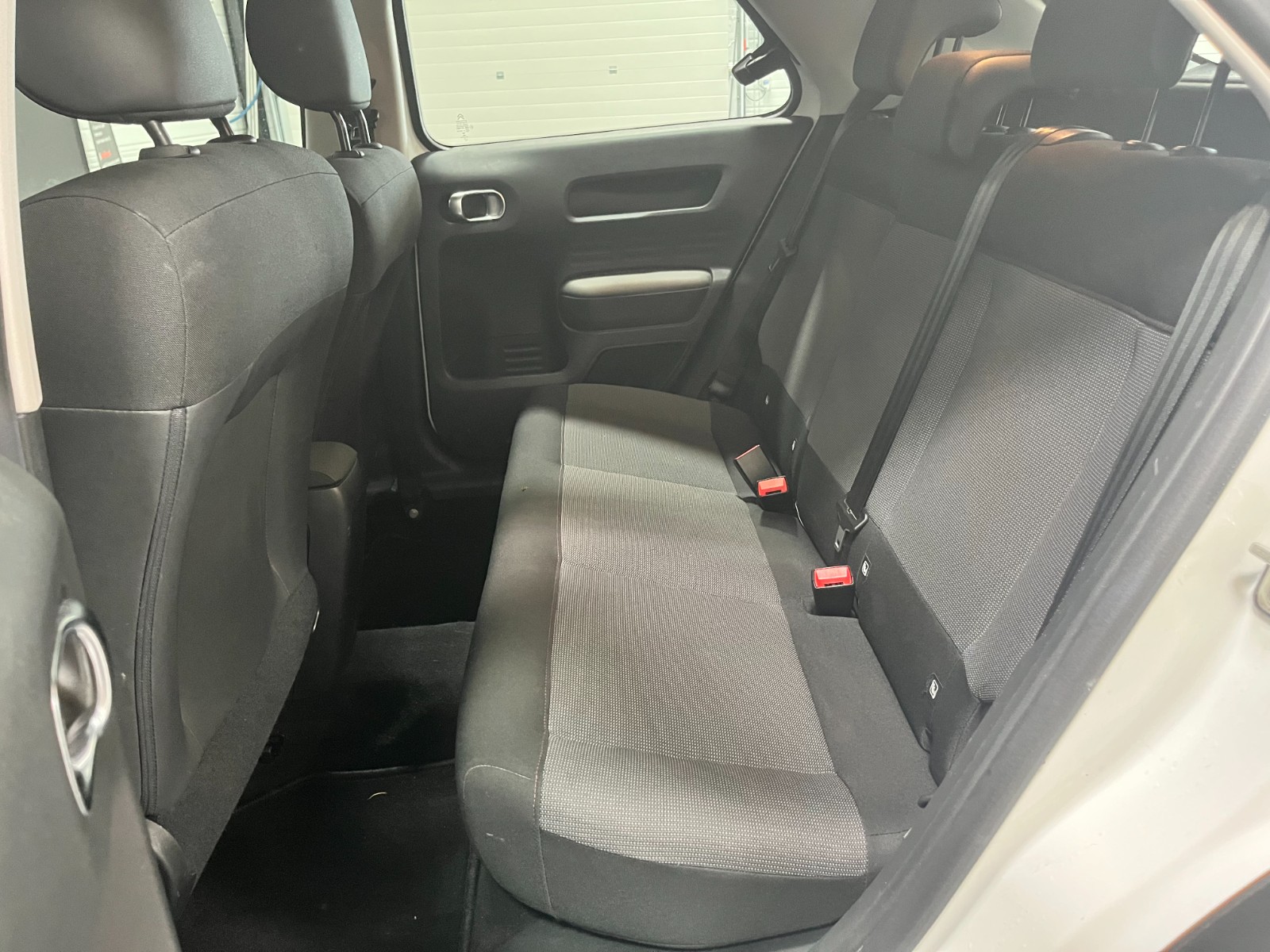 Photo véhicule CITROEN C4 CACTUS