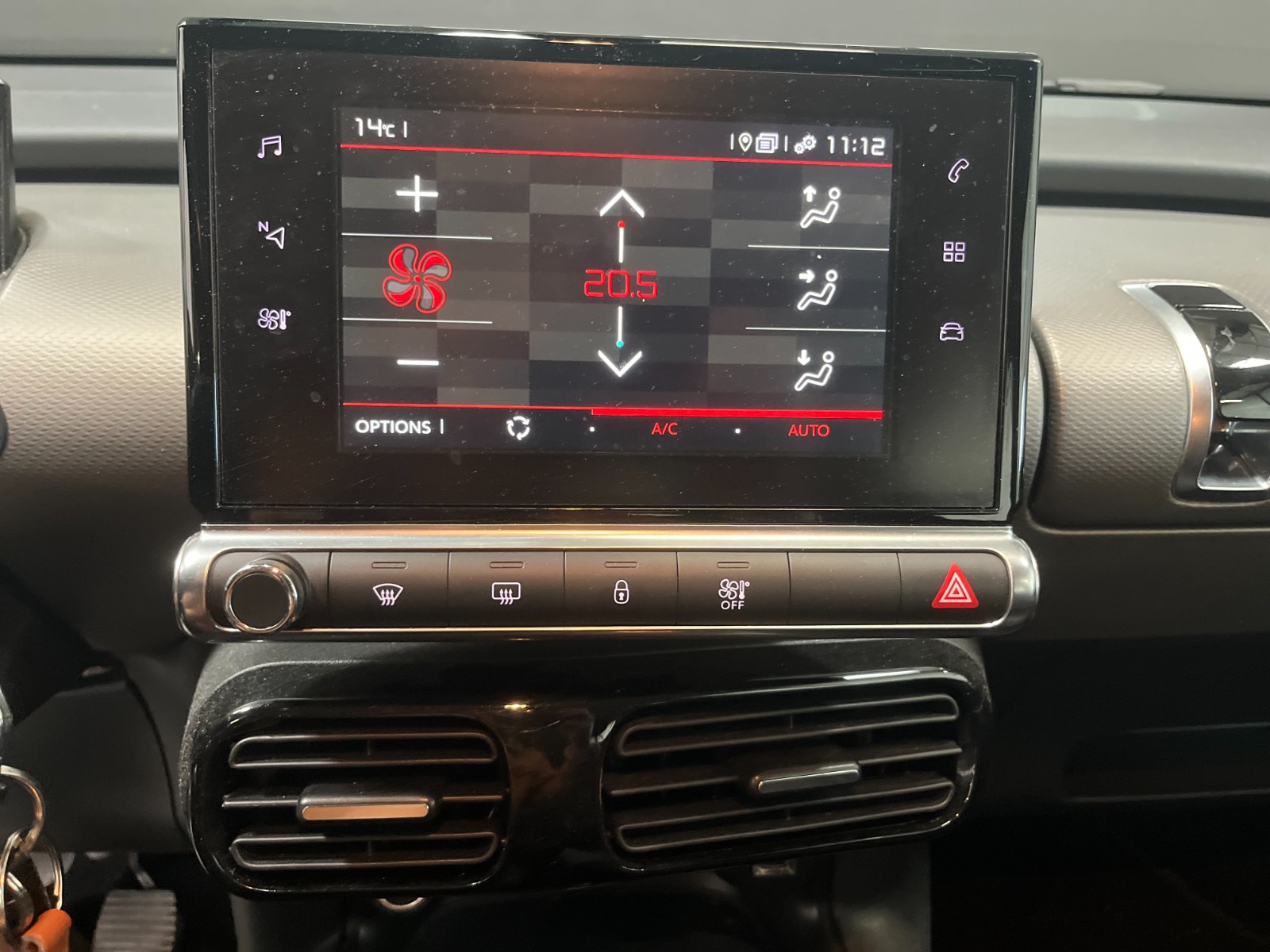 Photo véhicule CITROEN C4 CACTUS