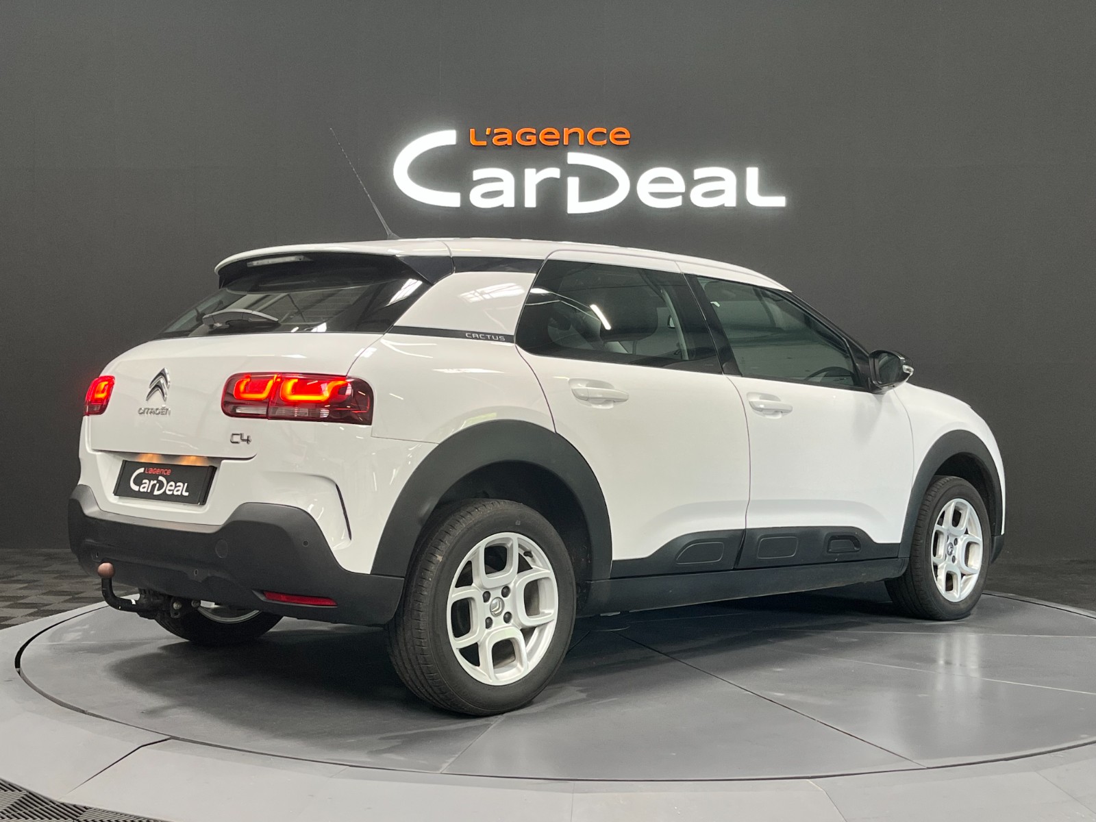Photo véhicule CITROEN C4 CACTUS