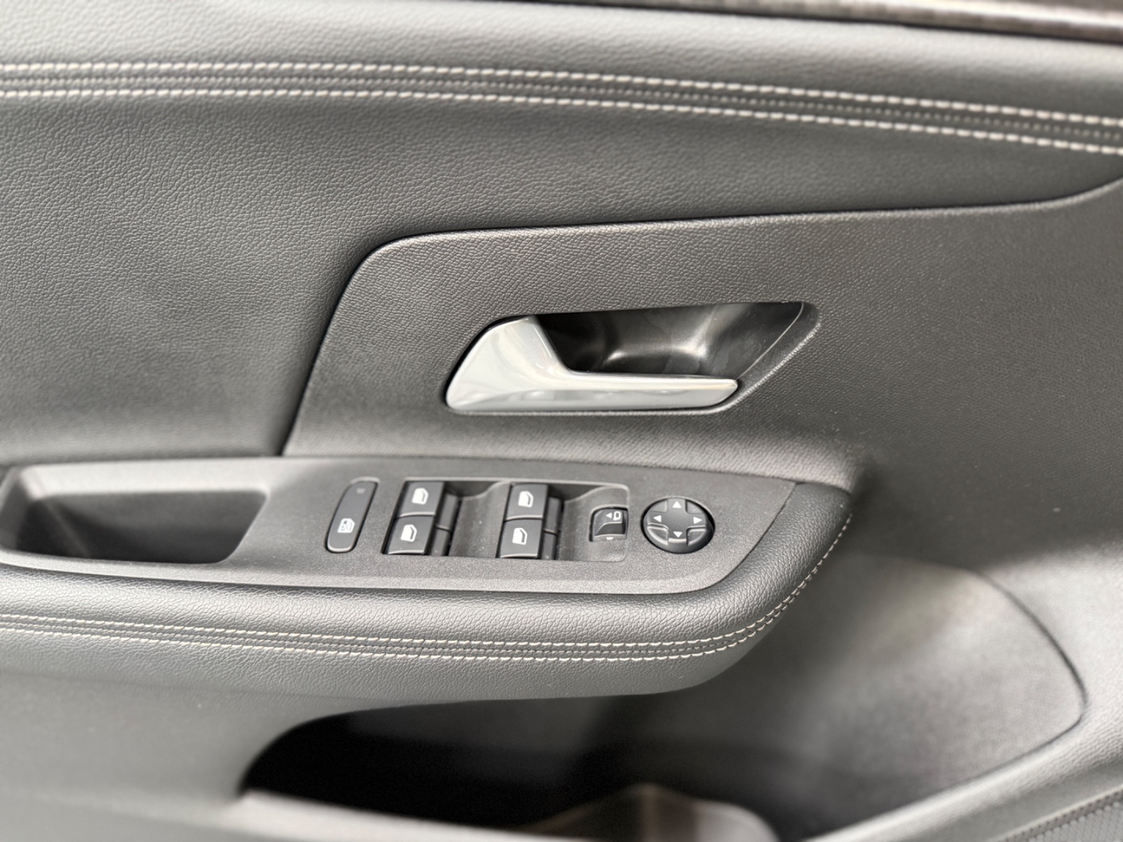 Photo véhicule OPEL MOKKA