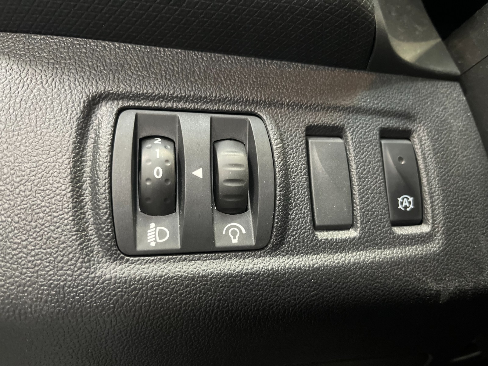 Photo véhicule RENAULT CLIO IV