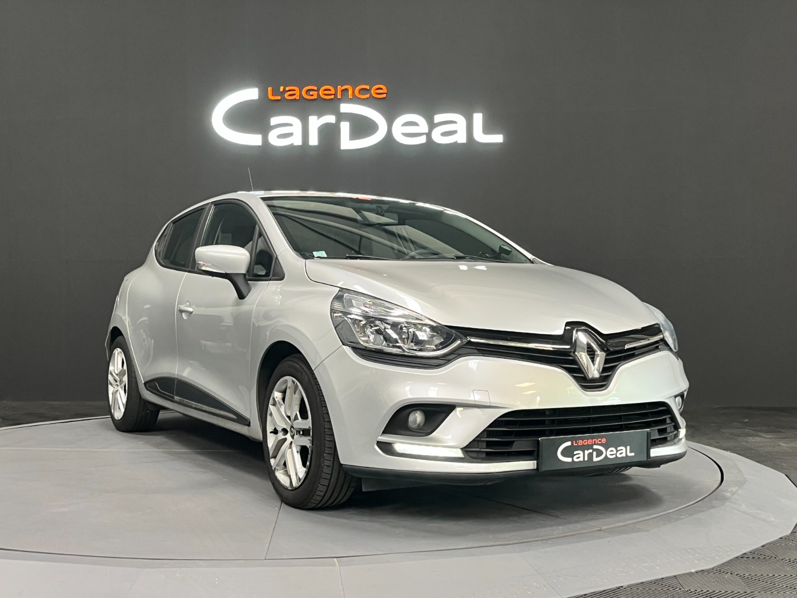 Photo véhicule RENAULT CLIO IV