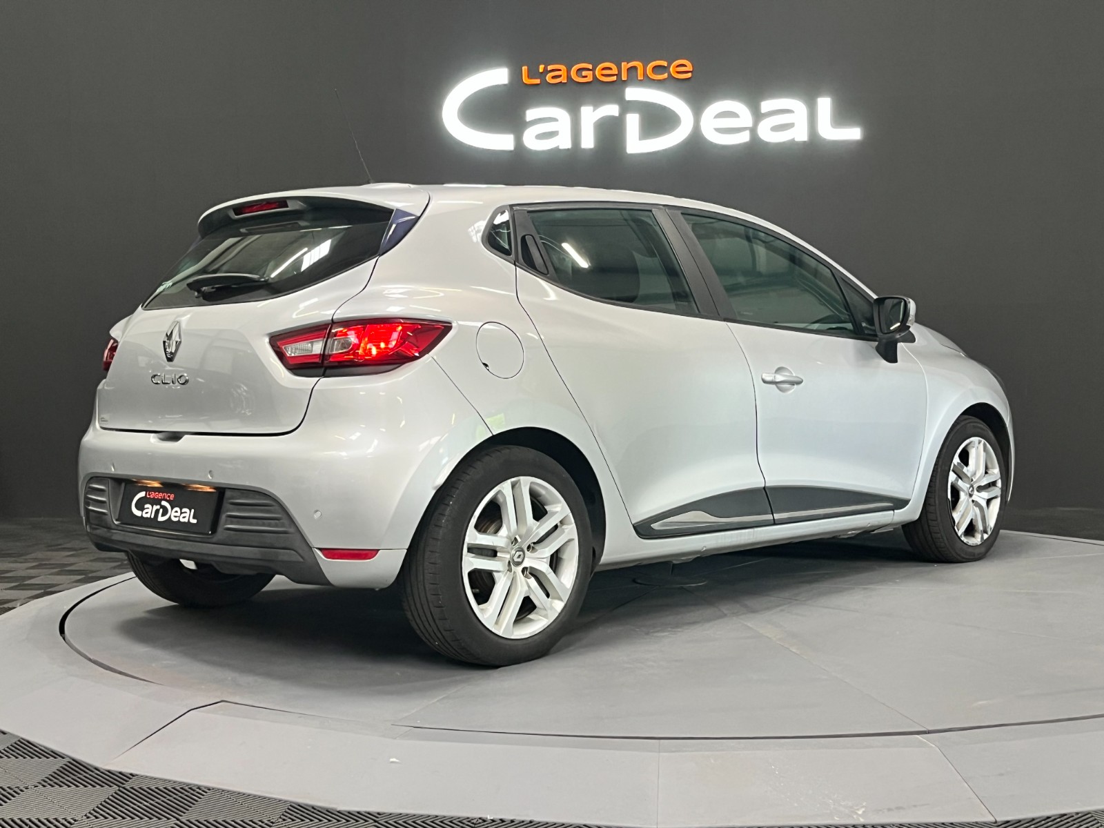 Photo véhicule RENAULT CLIO IV