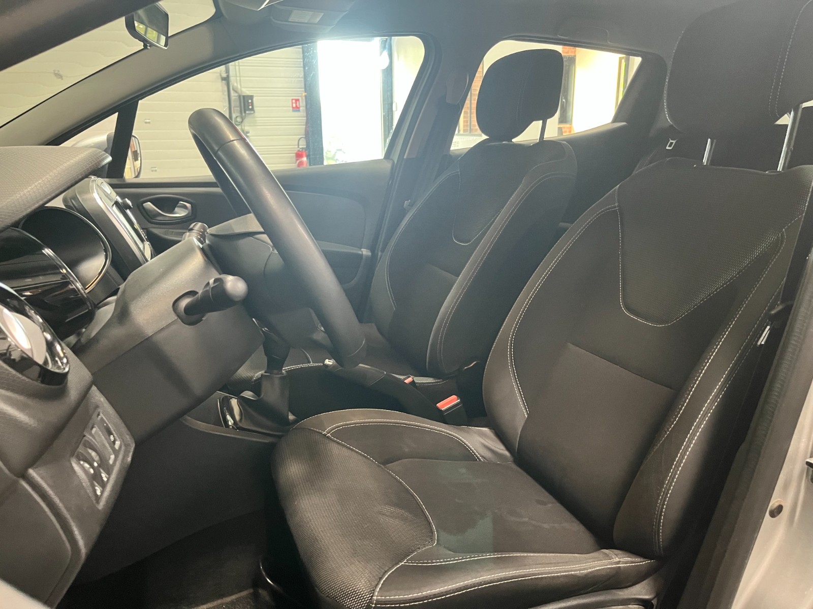 Photo véhicule RENAULT CLIO IV