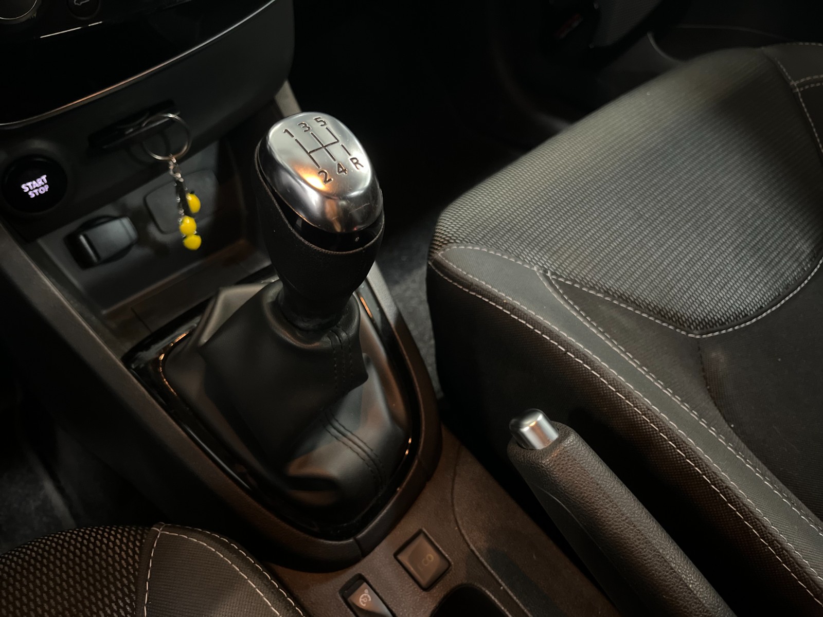 Photo véhicule RENAULT CLIO IV