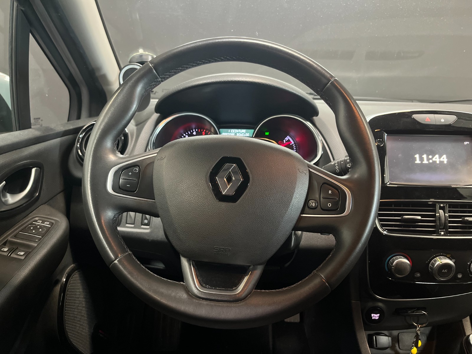 Photo véhicule RENAULT CLIO IV