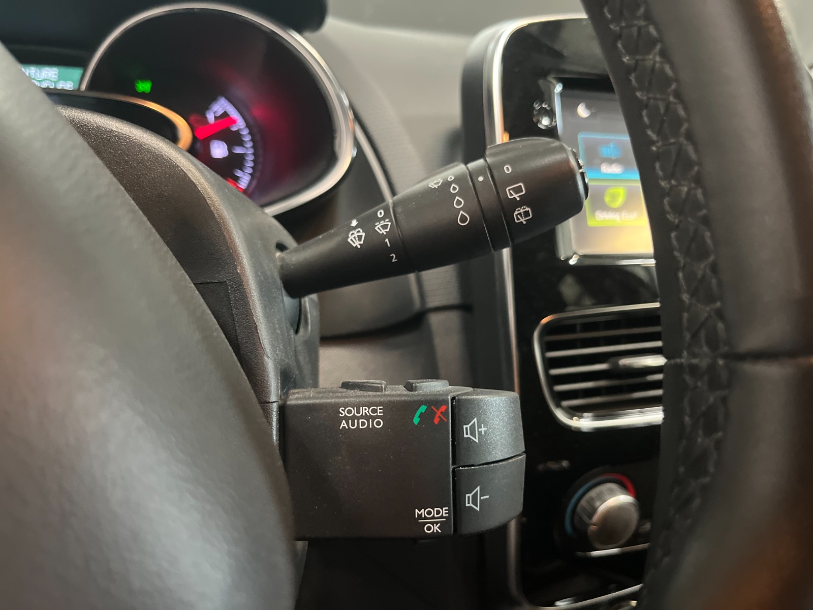 Photo véhicule RENAULT CLIO IV