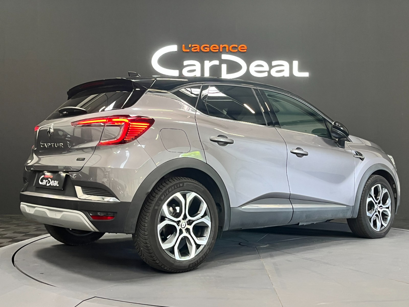 Photo véhicule RENAULT CAPTUR