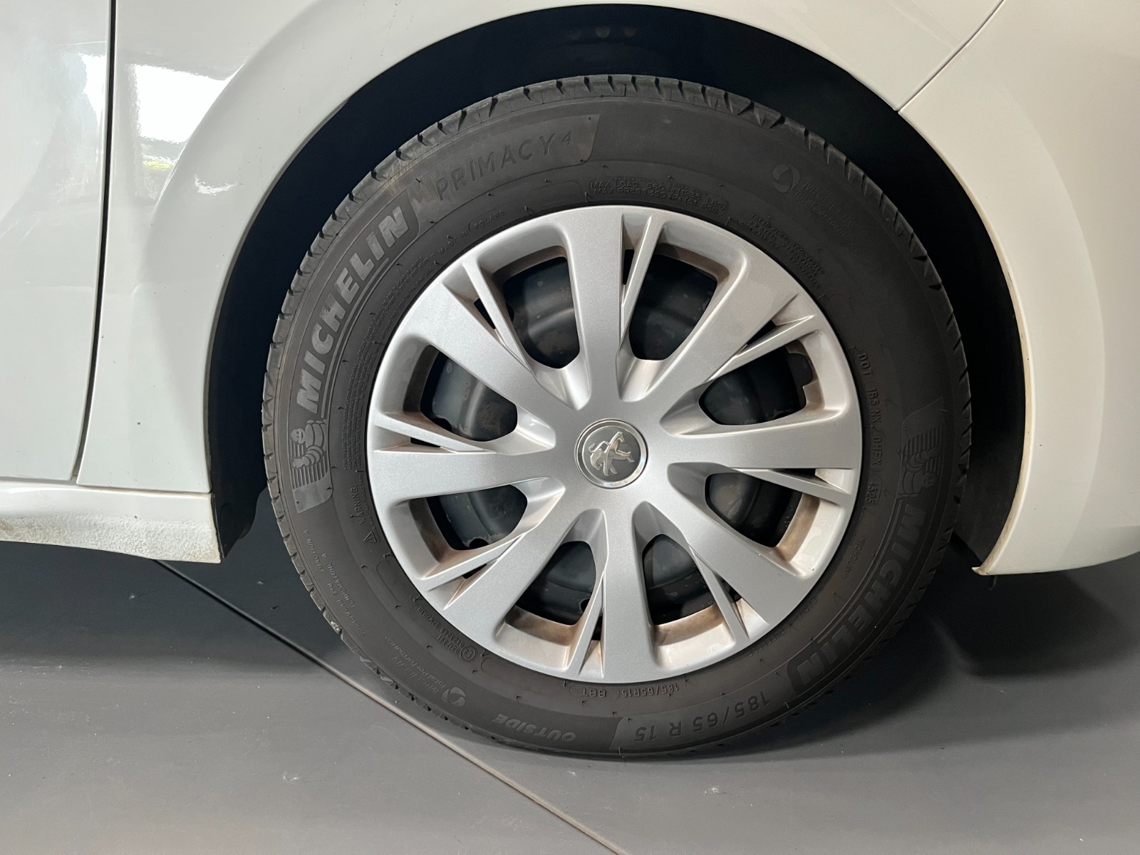 Photo véhicule PEUGEOT 208