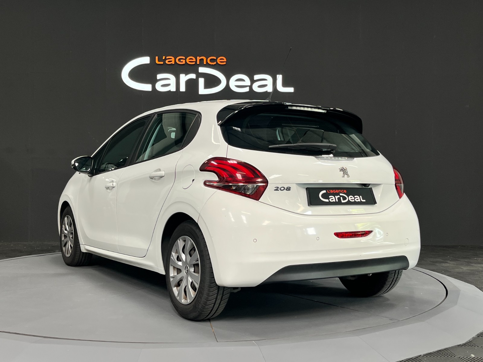 Photo véhicule PEUGEOT 208