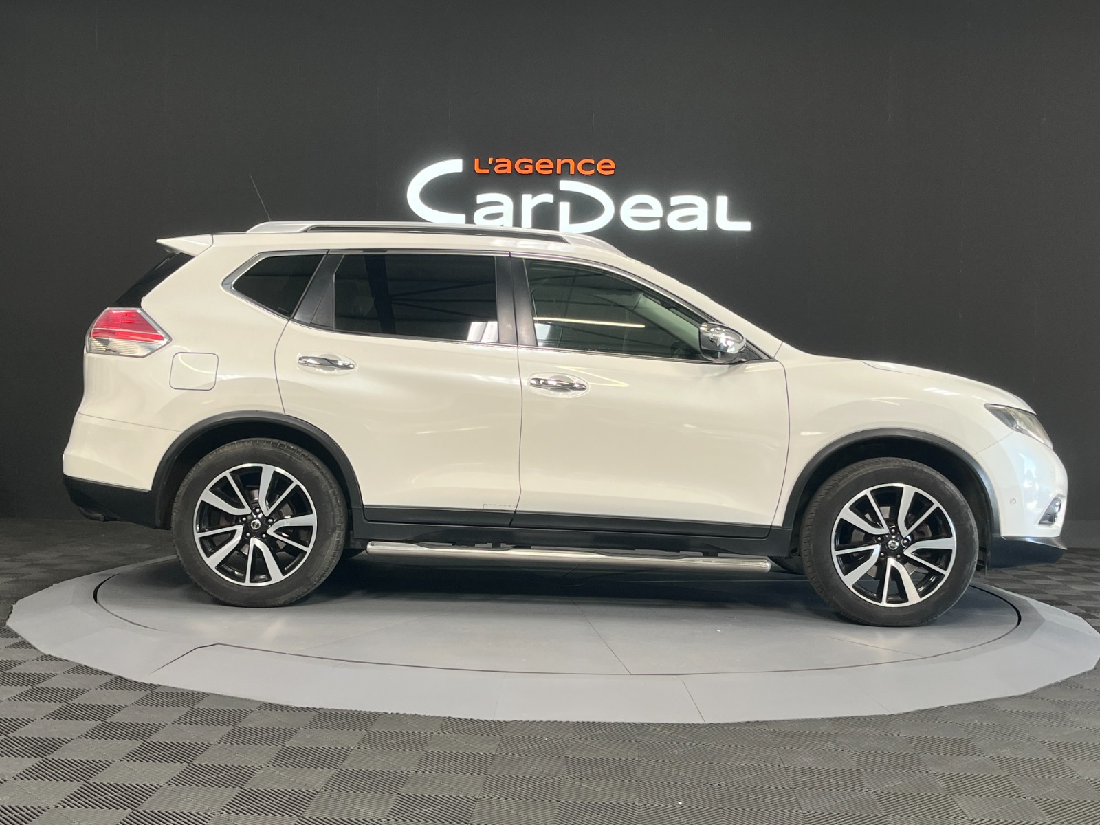 Photo véhicule NISSAN X-TRAIL