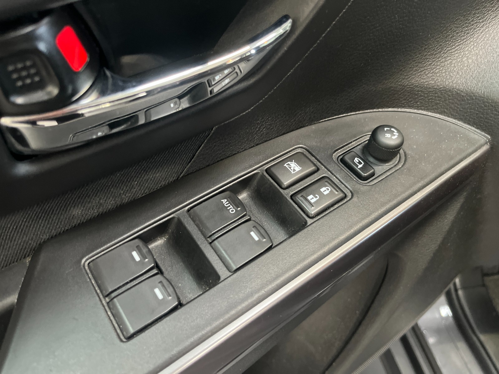 Photo véhicule SUZUKI S-CROSS