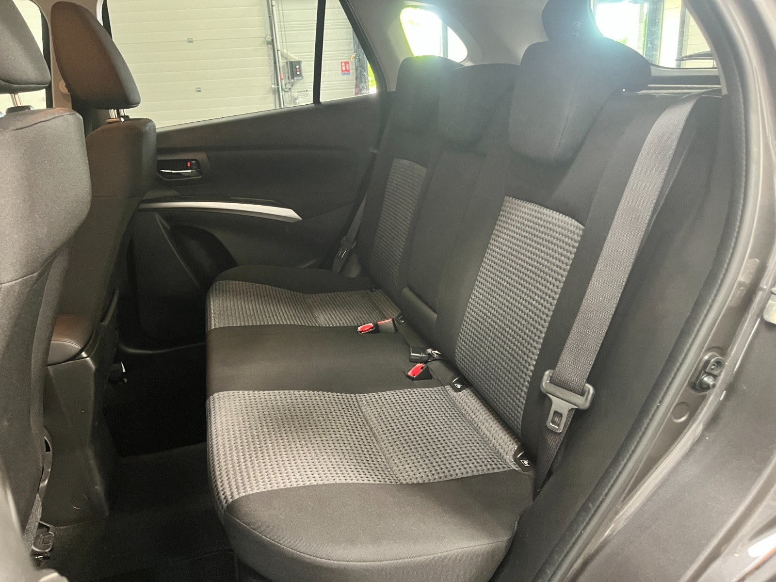 Photo véhicule SUZUKI S-CROSS