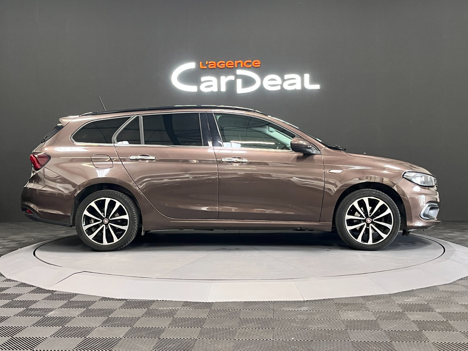 Photo véhicule FIAT TIPO 5 PORTES