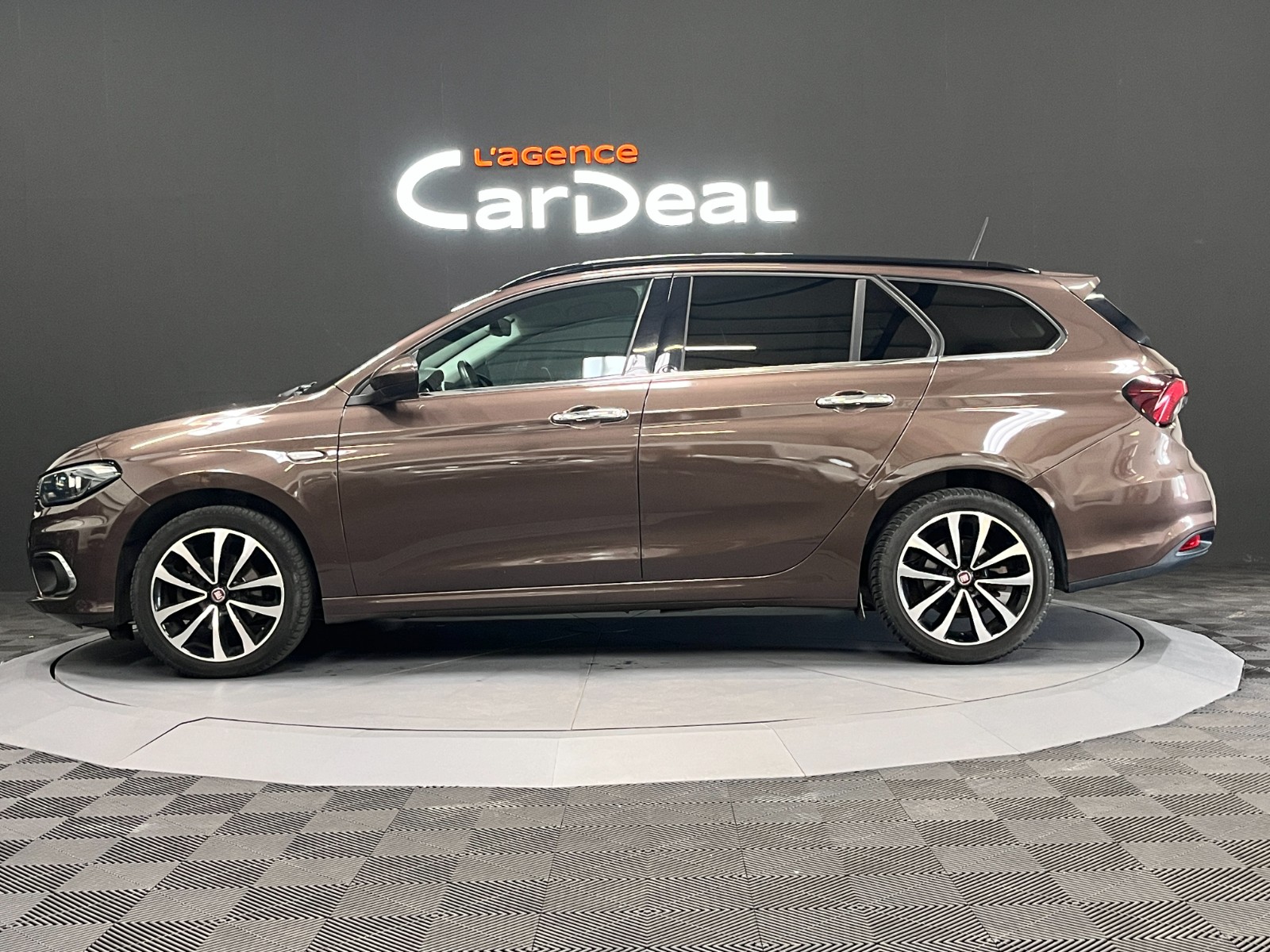 Photo véhicule FIAT TIPO 5 PORTES