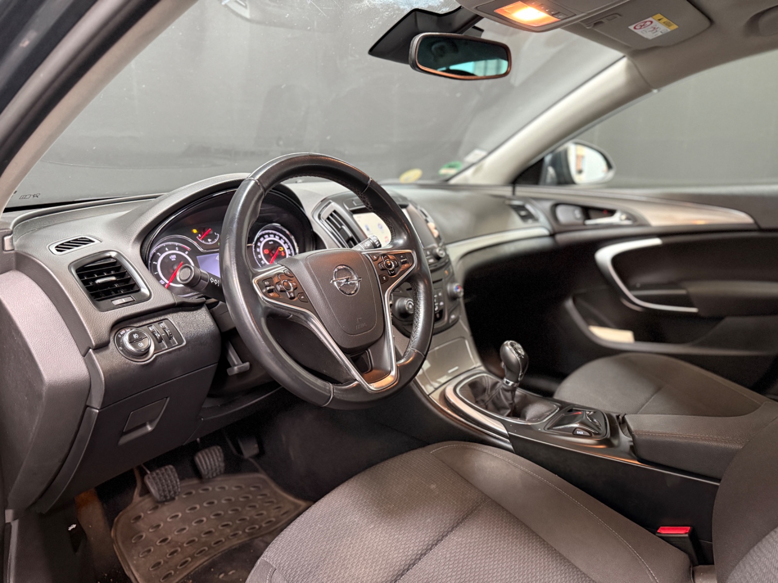 Photo véhicule OPEL INSIGNIA SPORTS TOURER