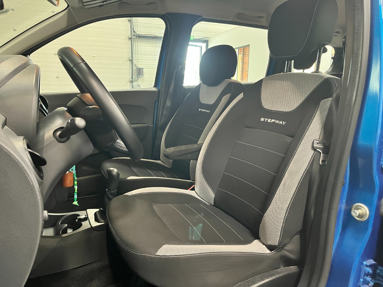 Photo véhicule DACIA LODGY