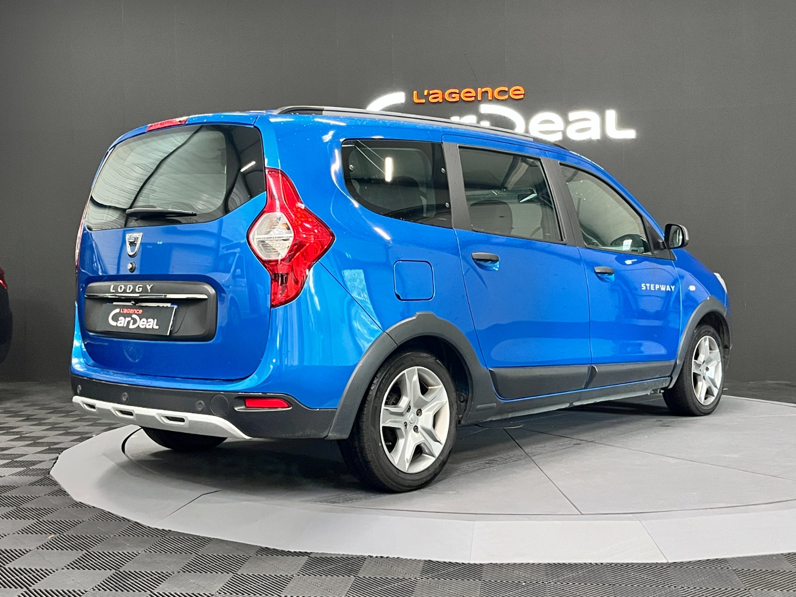 Photo véhicule DACIA LODGY