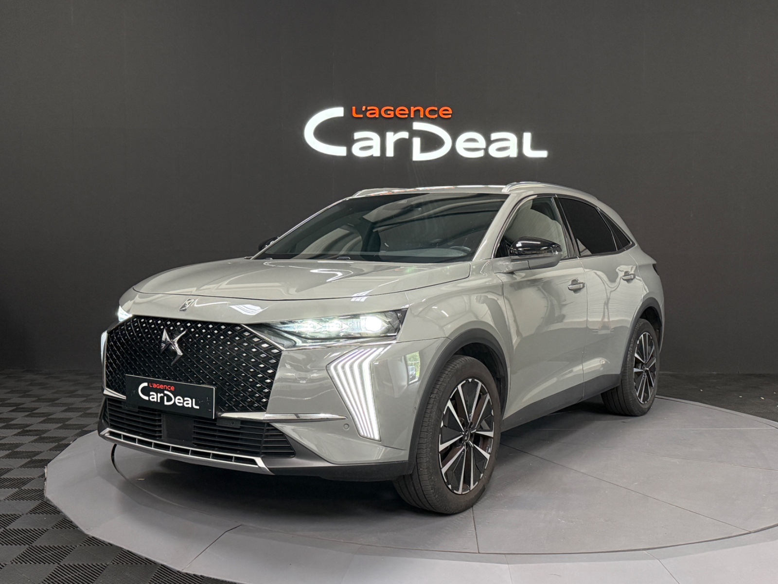 DS DS 7 BlueHDi 130 EAT8 Rivoli