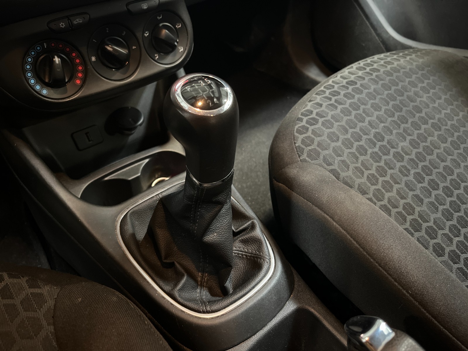 Photo véhicule OPEL CORSA
