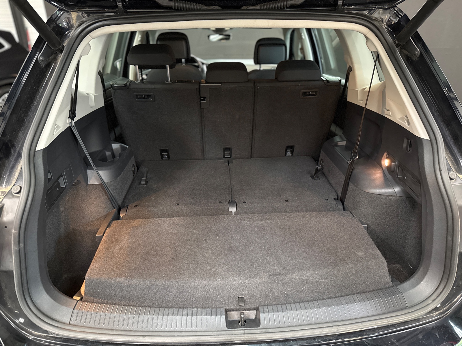 Photo véhicule VOLKSWAGEN TIGUAN ALLSPACE