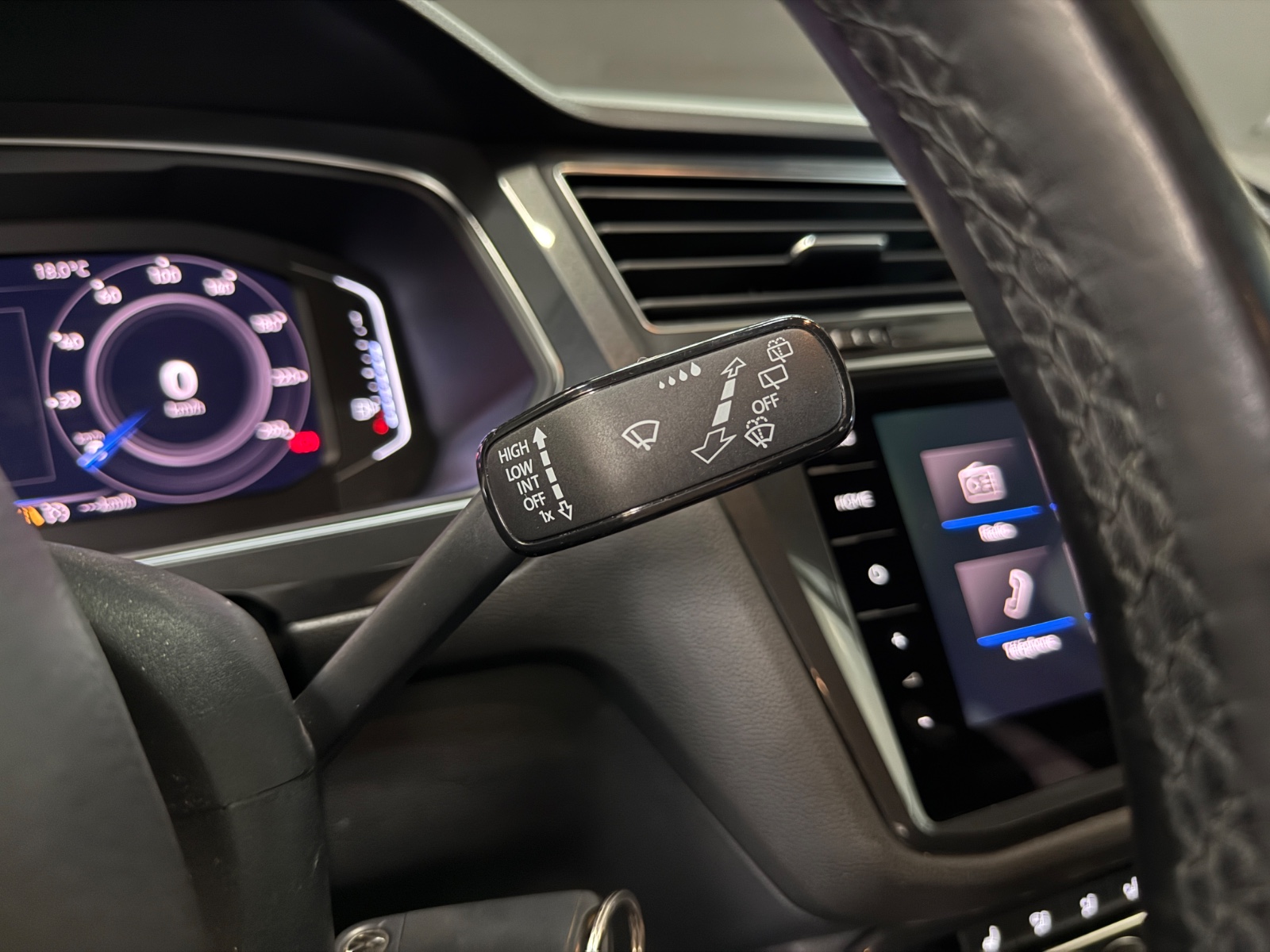 Photo véhicule VOLKSWAGEN TIGUAN ALLSPACE