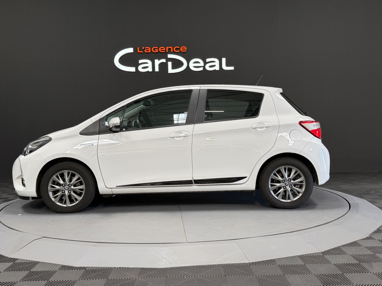 Photo véhicule TOYOTA YARIS MC2