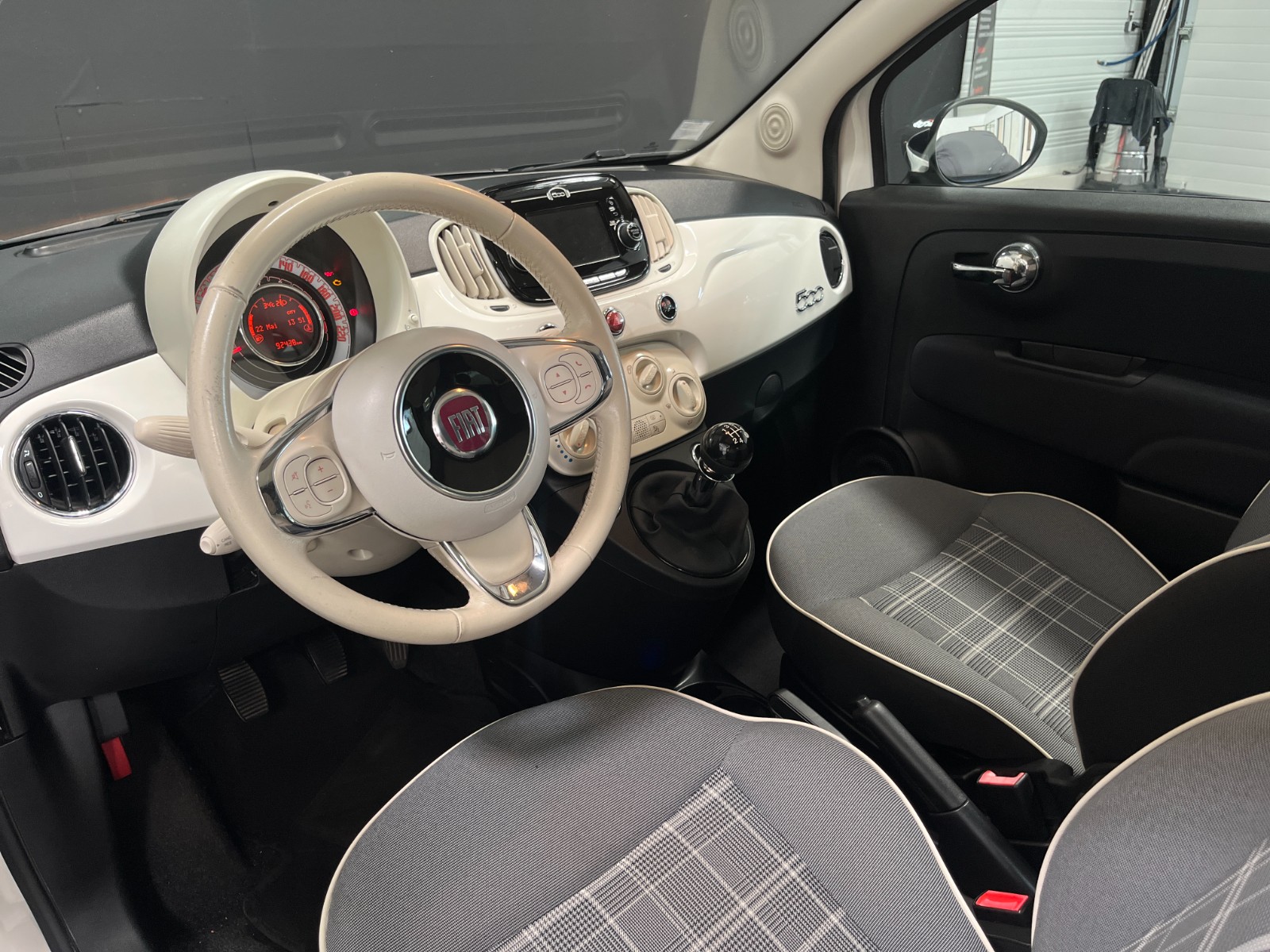 Photo véhicule FIAT 500 SERIE 6
