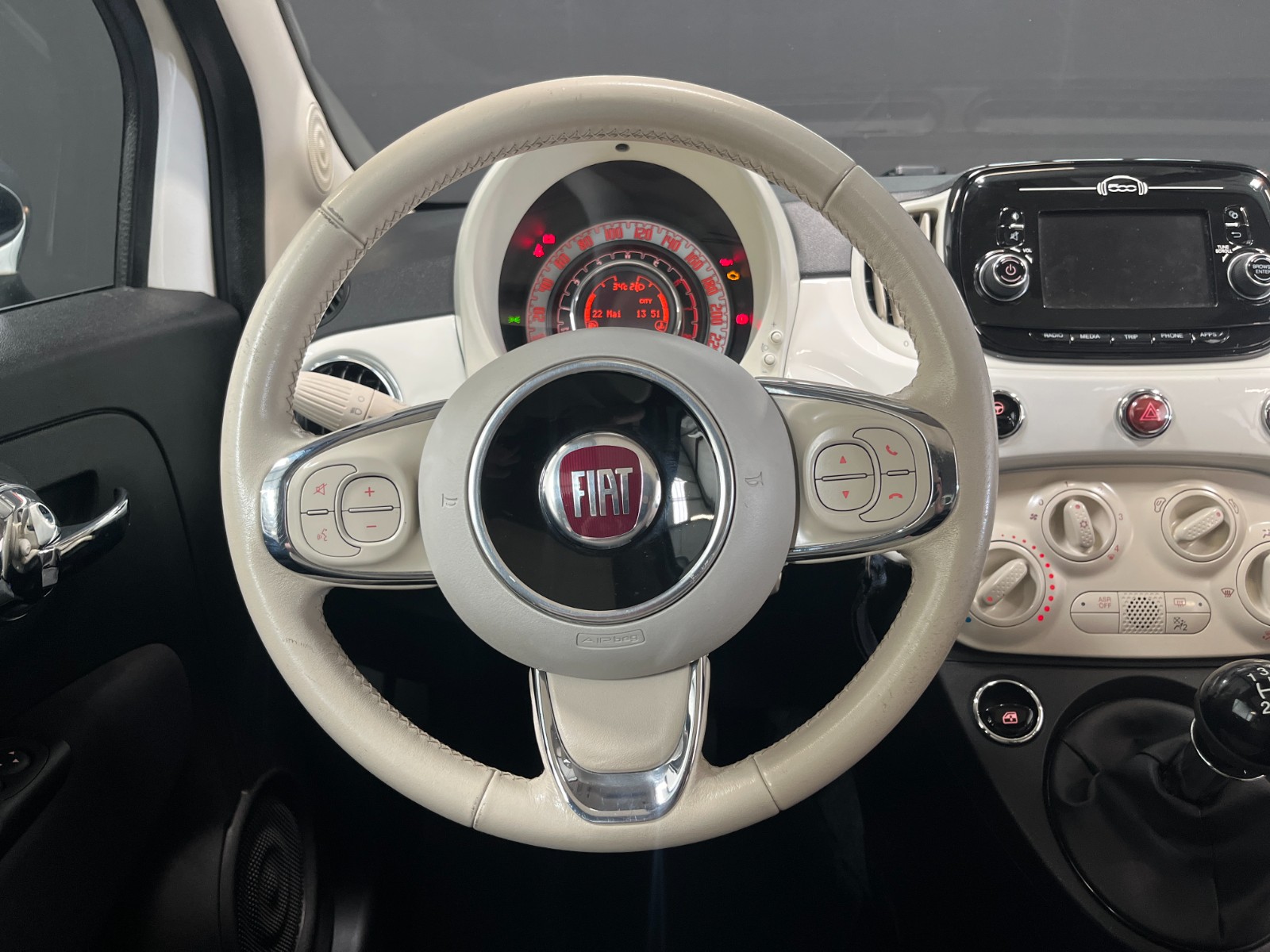Photo véhicule FIAT 500 SERIE 6